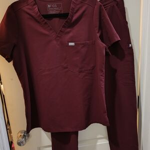 Figs Burgundy Technical Collection Scrub Top